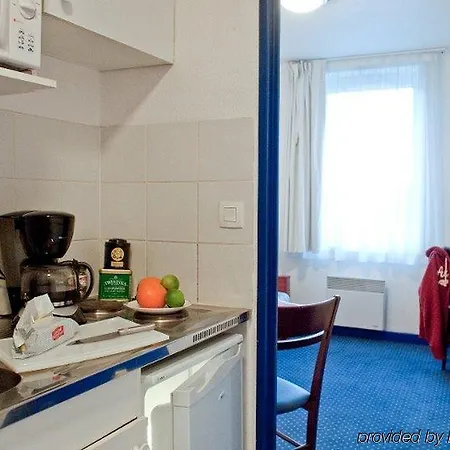 アパートホテル Appart'city Confort - Euralille 3*