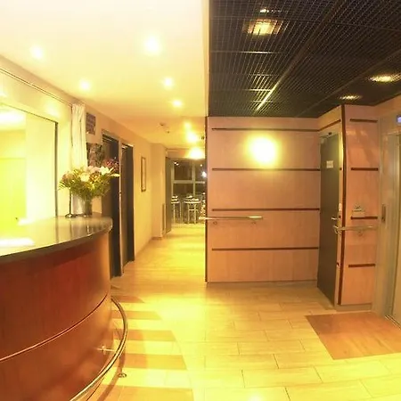 Aparthotel Appart'city Confort - Euralille 3*