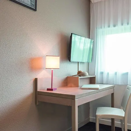 アパートホテル Appart'city Confort - Euralille 3*