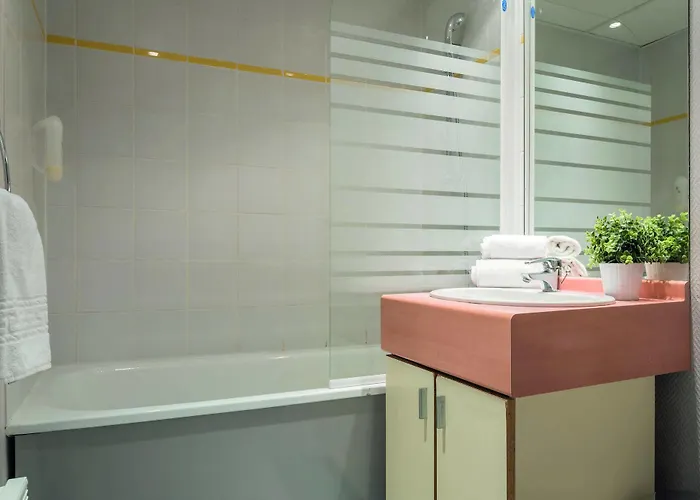 Appart'city Confort - Euralille 3* Rijsel